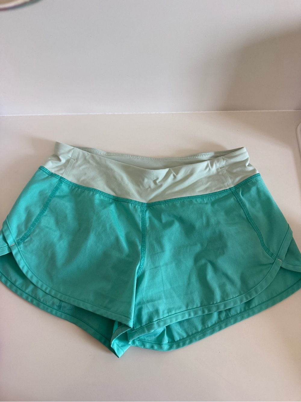 Ivivva by Lululemon girls 12 shorts